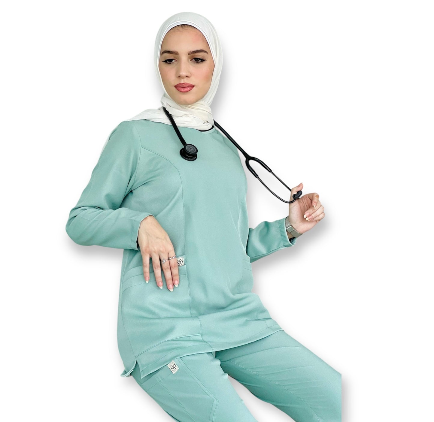 سكراب فستقي بأكمام طويلة