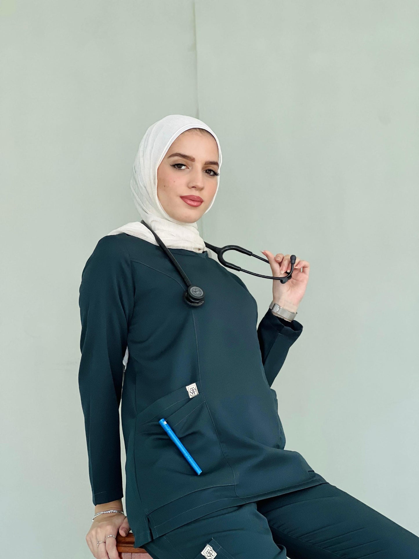 سكراب تاري تاون بأكمام طويلة