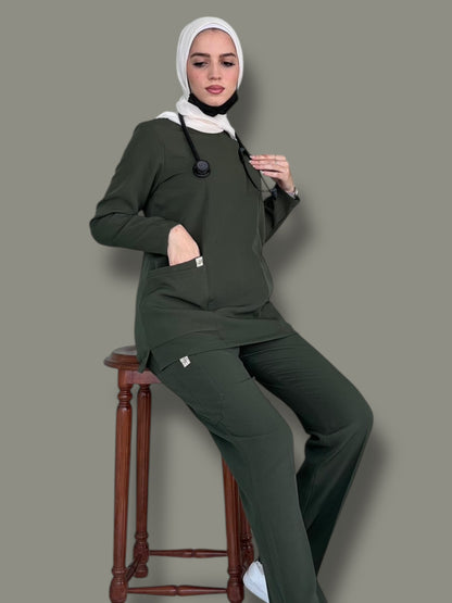 سكراب باللون جيشي بأكمام طويلة