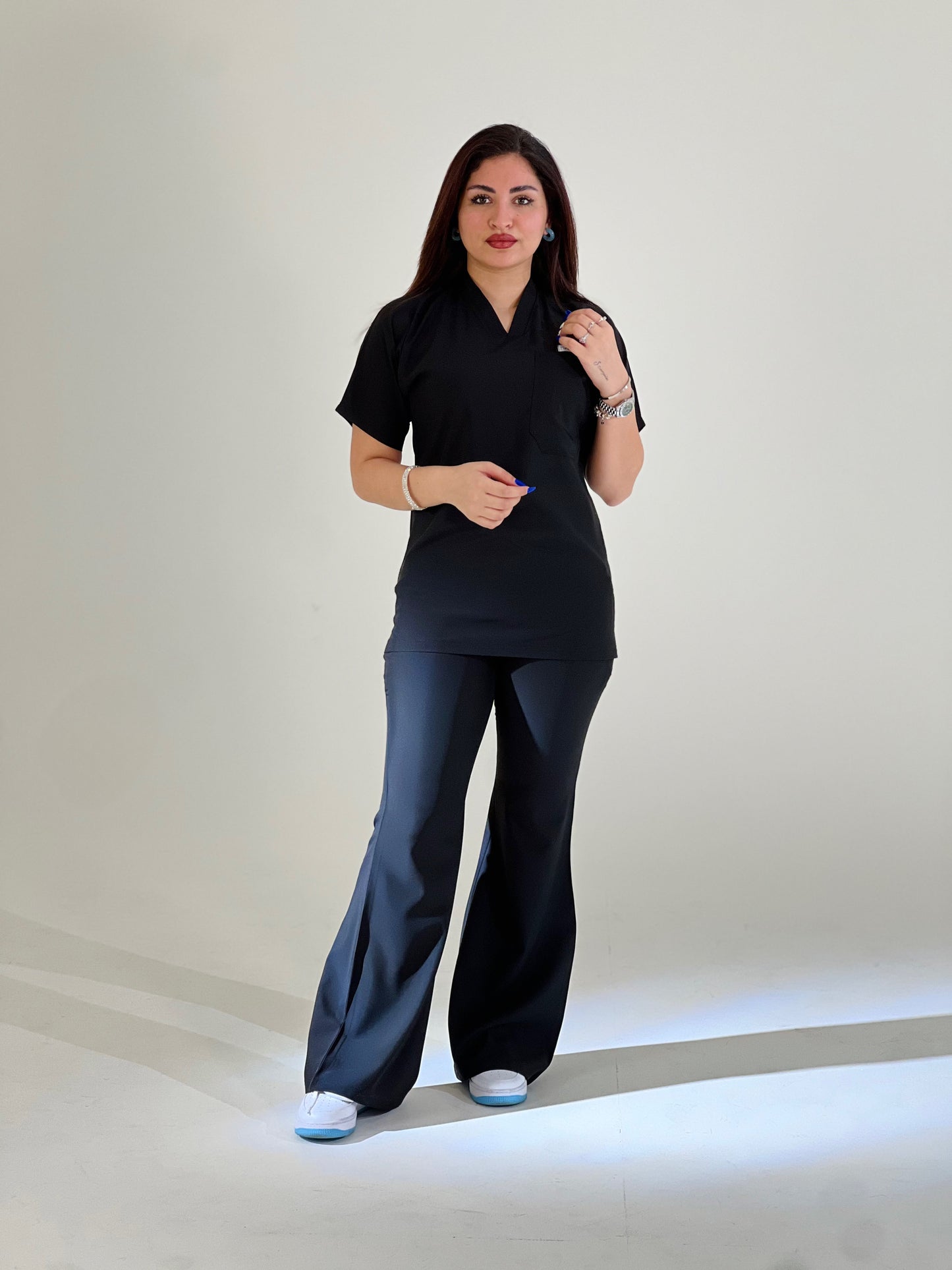 Black short sleeves effortless elegance line scrubs