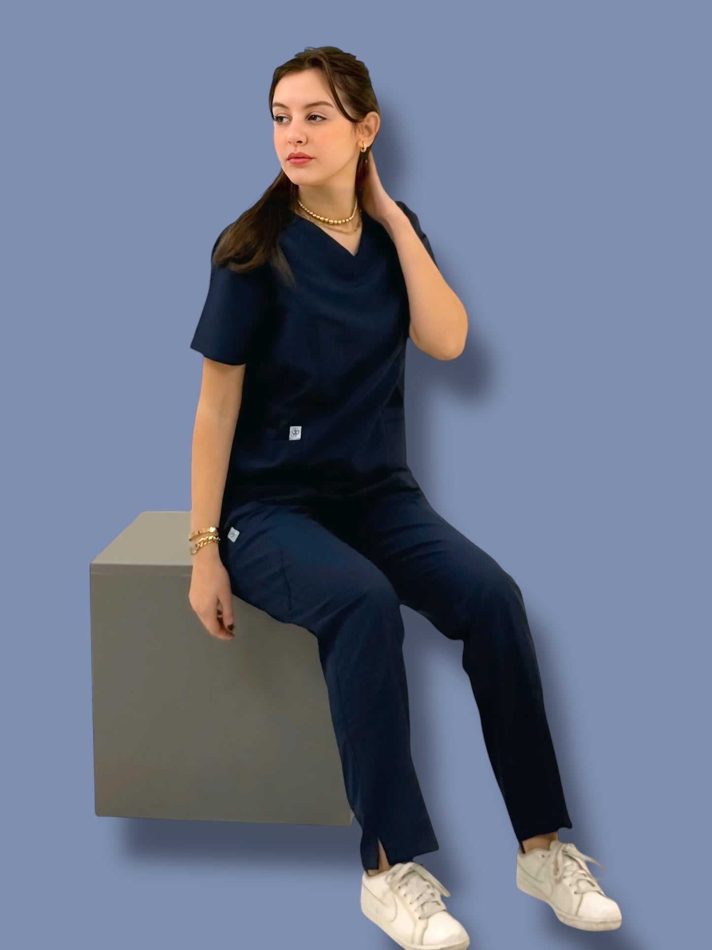 زي طبي كلاسيكي أزرق داكن+